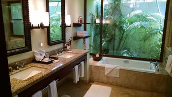 Cancun Airport to Rosewood Mayakoba Transfer