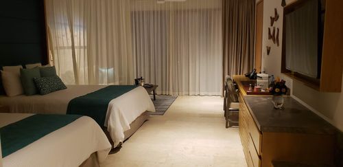 Cancun Airport to Dreams Playa Mujeres Golf & Spa Resort Transfer