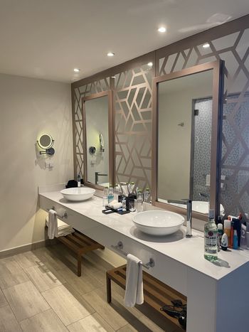 Royalton Chic Cancun, An Autograph Collection All-inclusive Resort - Adults Only - Travel destination photo