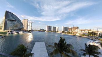 Puerto Cancún - Travel destination photo