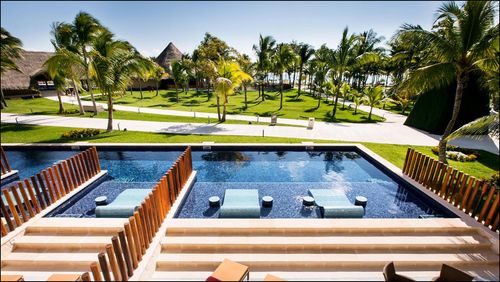 Cancun Airport to Barceló Maya Caribe - All Inclusive Transfer