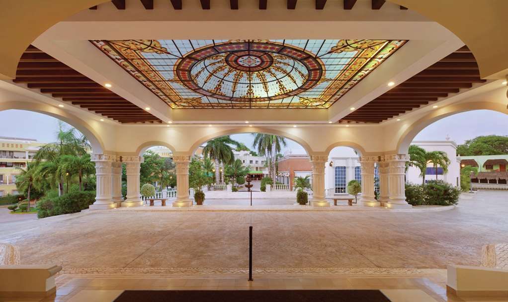 Traslado Aeropuerto Cancun a Hyatt Vivid Playa Del Carmen